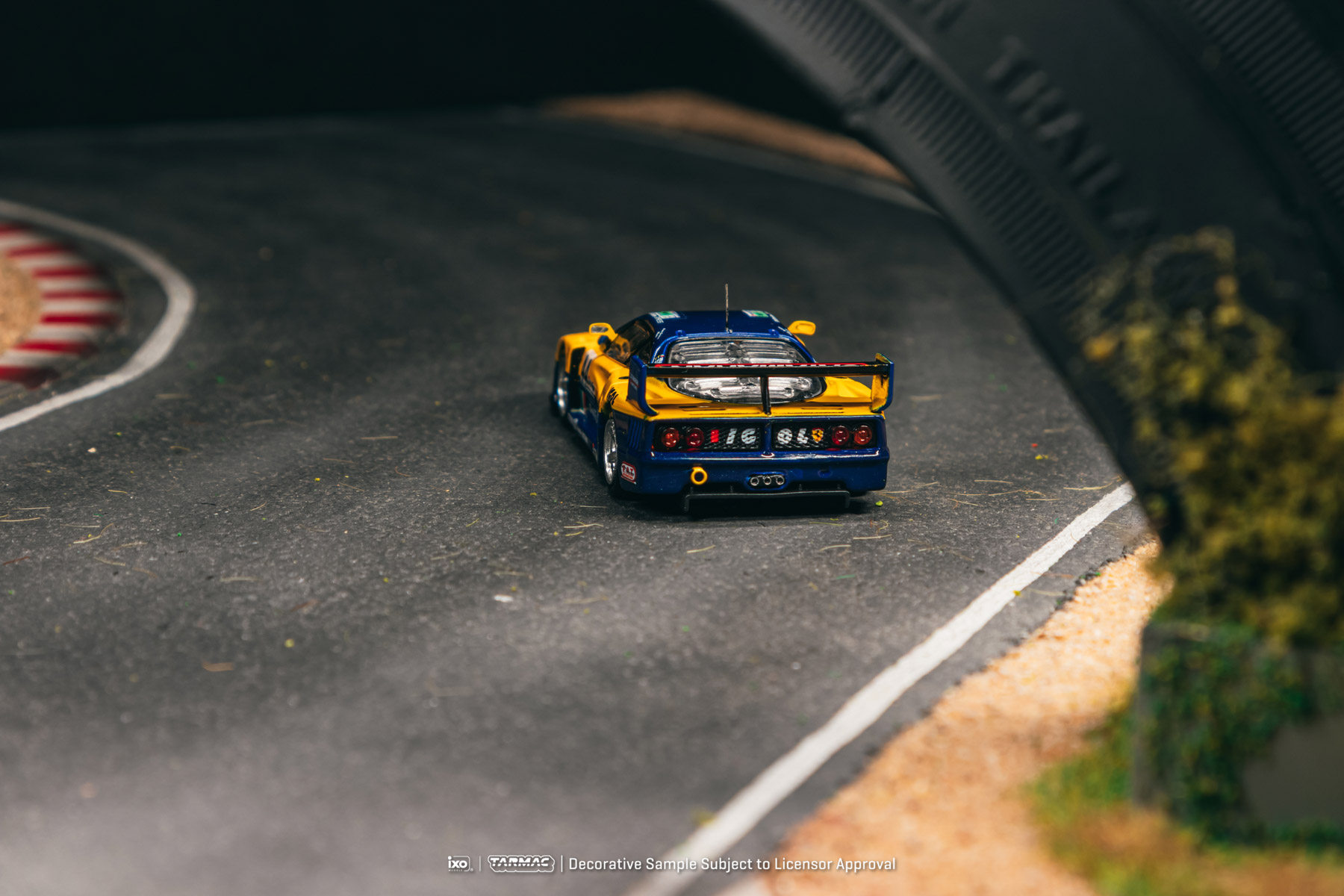 En Stock TW 1:64 Ferrari F40 G - Die Cast Car 1 64 reseña y precio